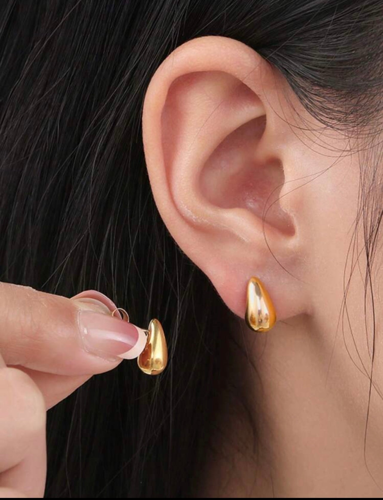 Micro teardrop earring and necklace set