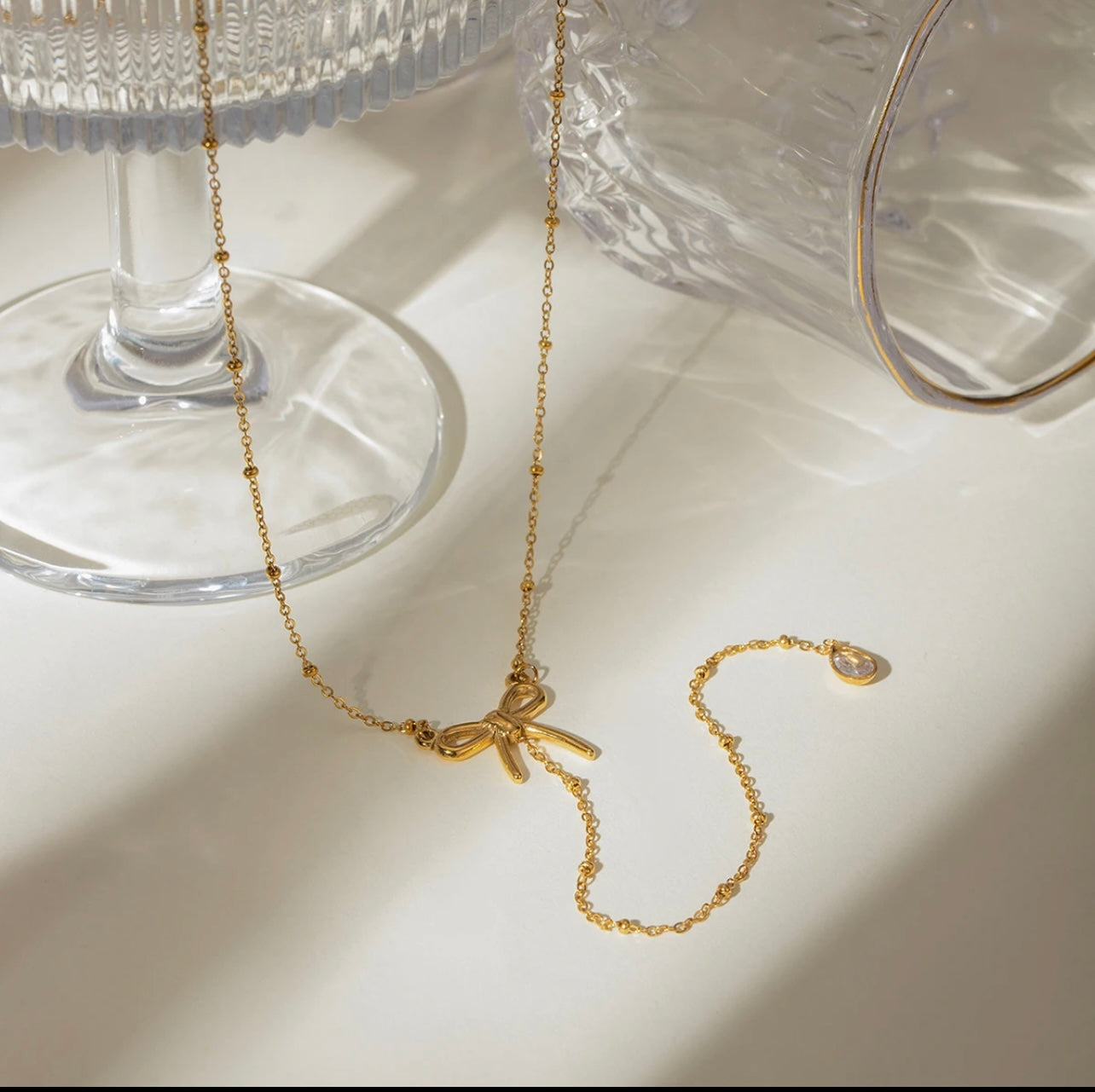 “She’s so Dainty” bow necklace