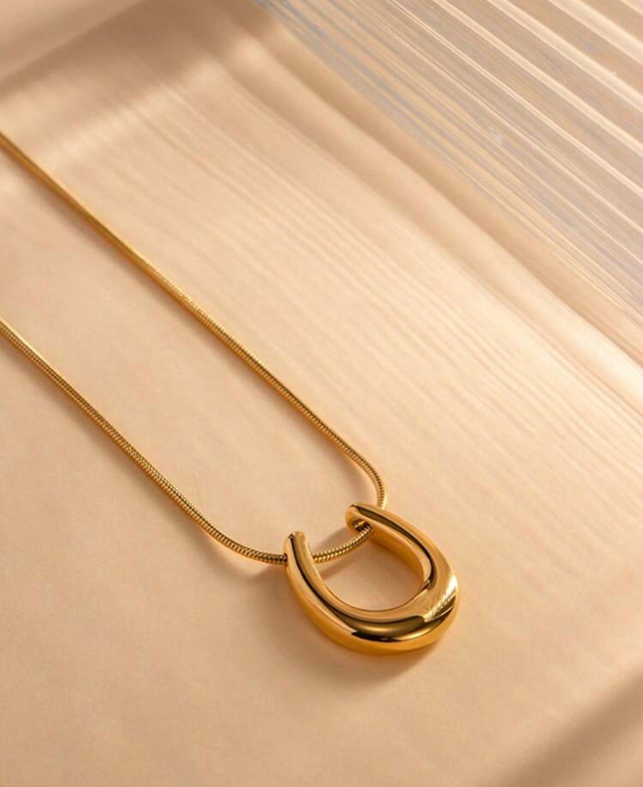 Horseshoe waterproof 18k gold plated necklace