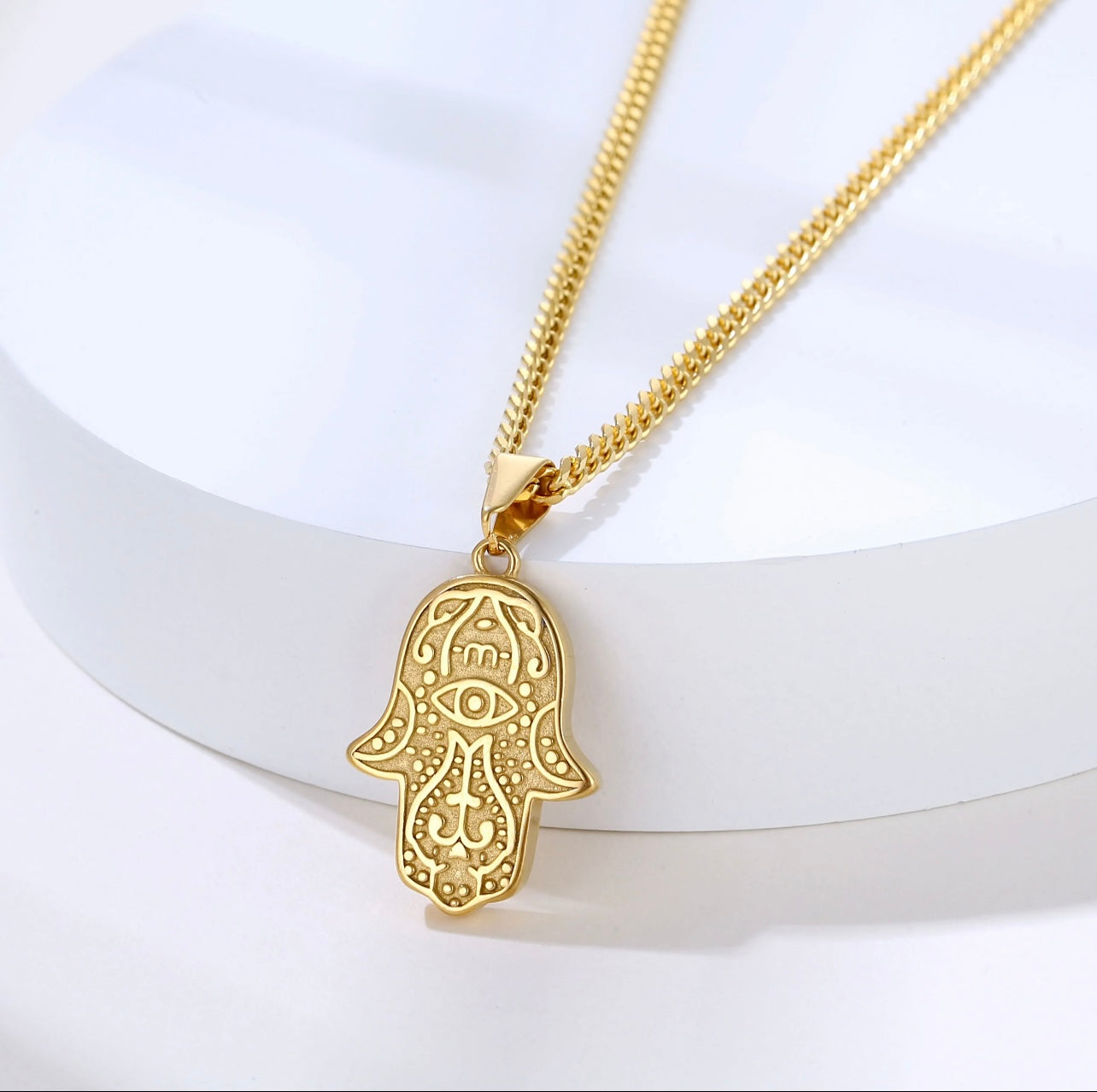 Hamsa thin Cuban link necklace gold.