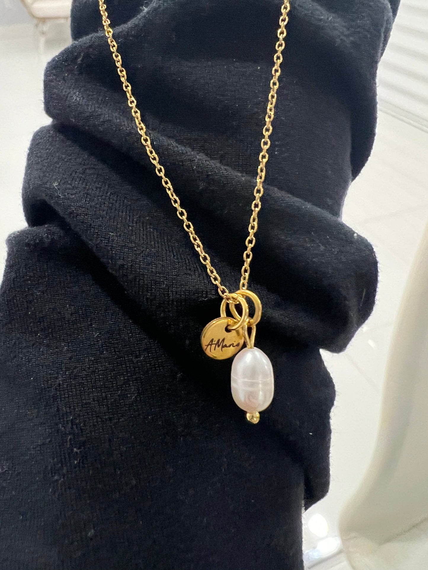 The A’Marie simplicity pearl necklace