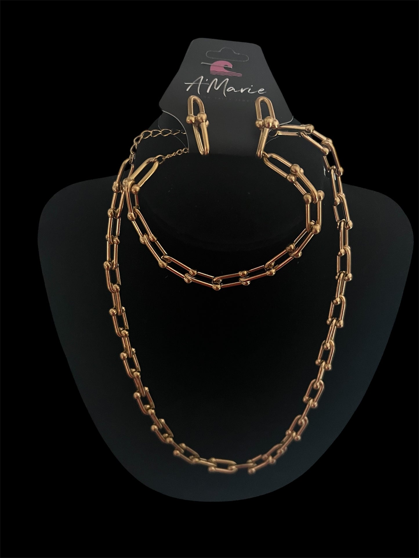 Graduated link necklace set