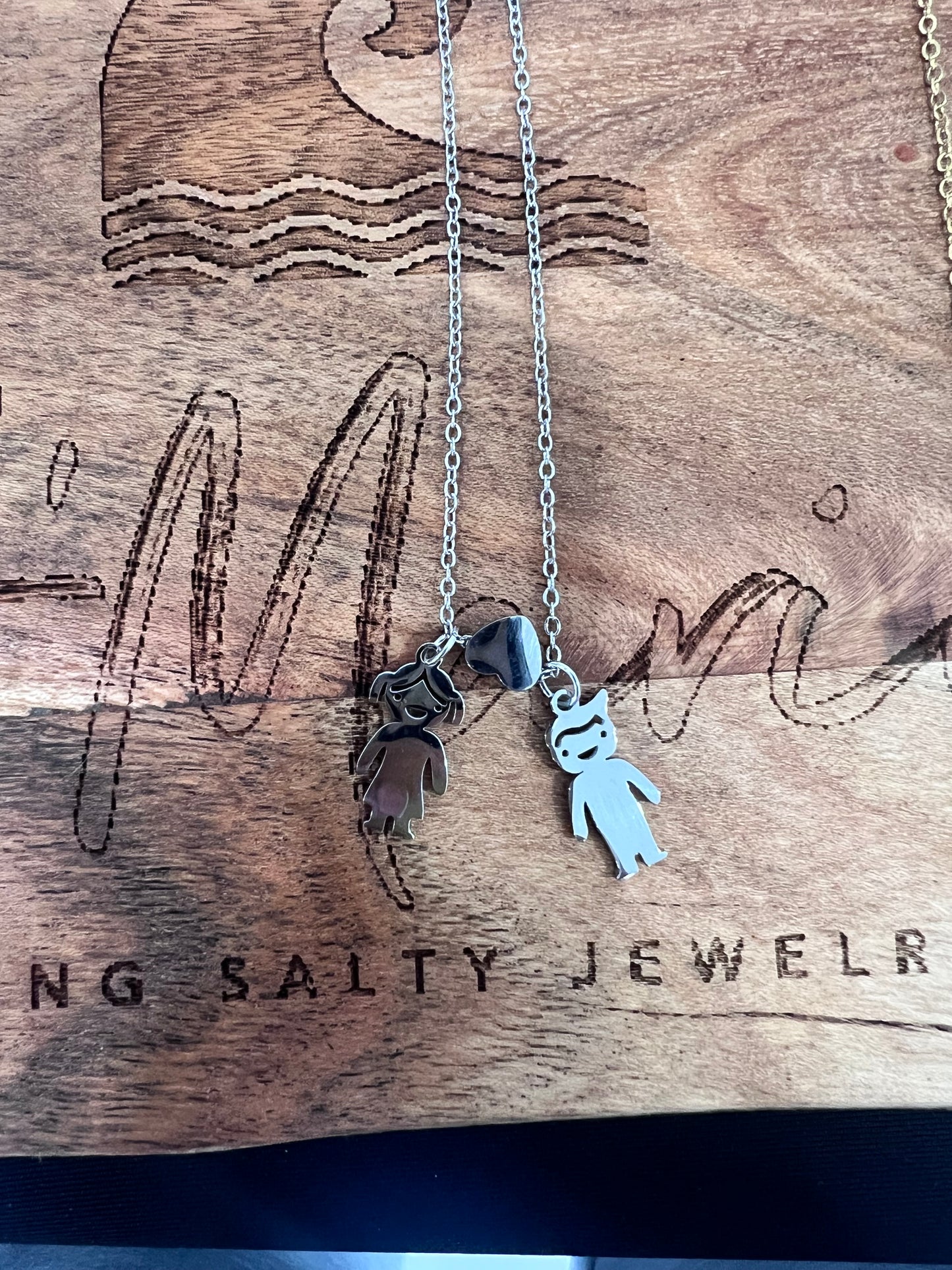 Family & heart charm necklace