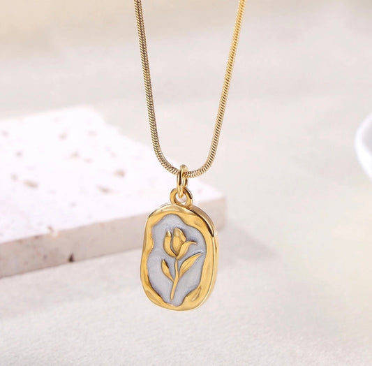 Golden rose pendant necklace