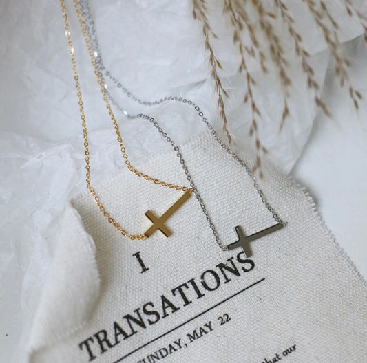 Simplicity holy Cross necklace