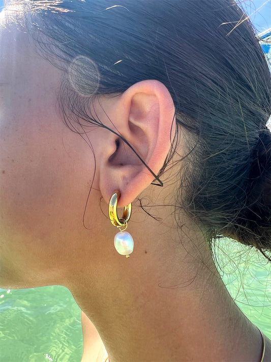 Fresh water pearl earrings