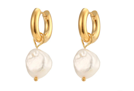 Fresh water pearl earrings