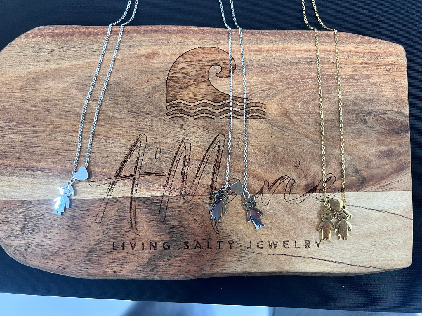 Family & heart charm necklace